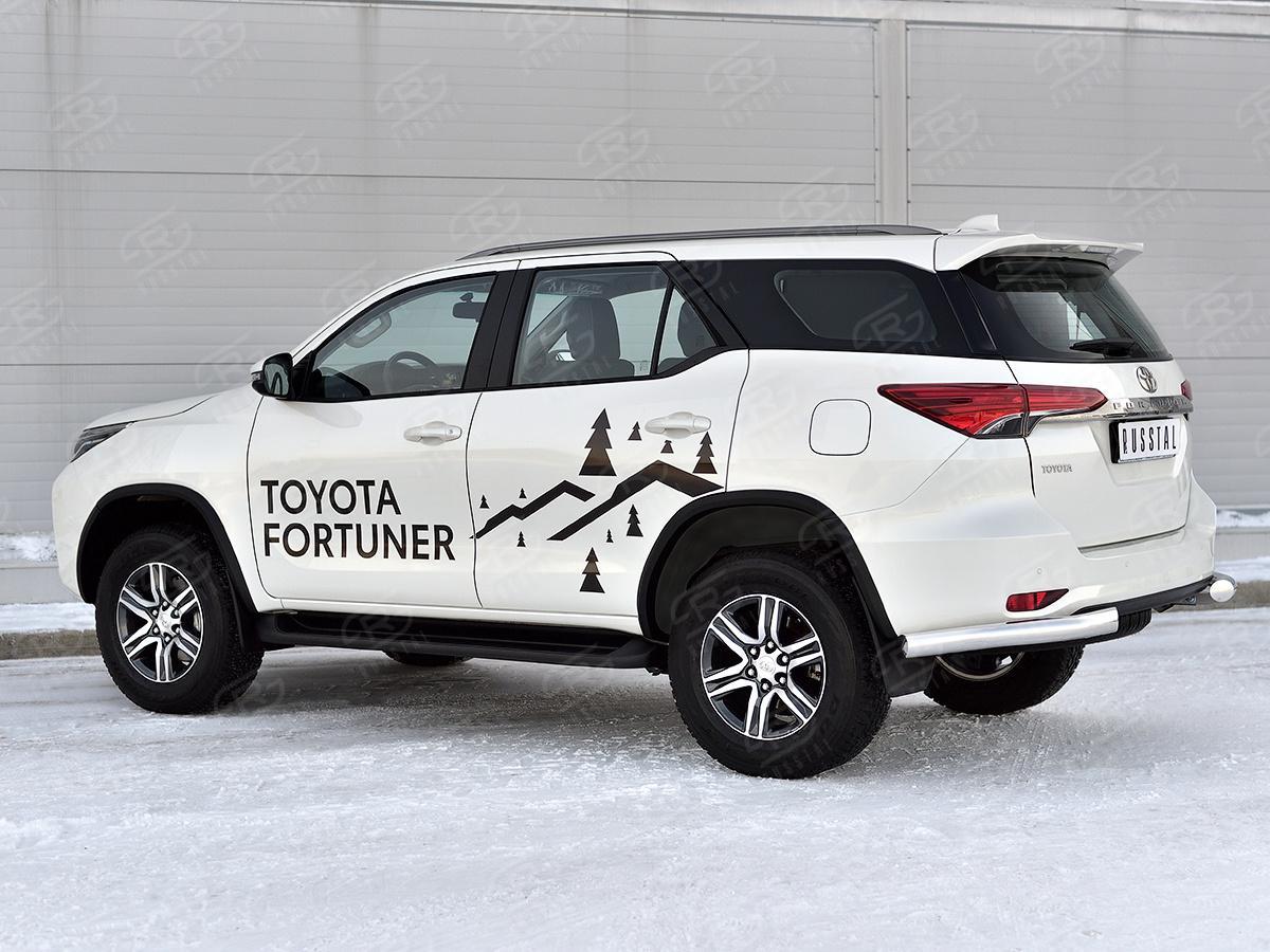 TOYOTA FORTUNER 2020- Защита заднего бампера уголки d76 секции TFRZ-003542