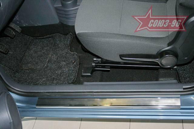 Накладки на внутренние пороги без логотипа для Mitsubishi Colt 3D 2005, Союз-96 MICO.31.3170