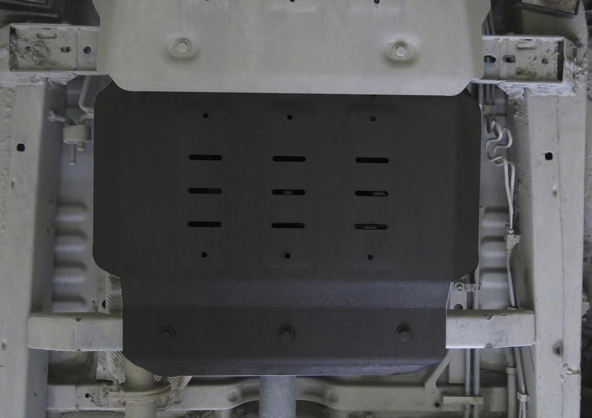 Защита РК Rival для Toyota Hilux VII 2005-2015, сталь 3 мм, с крепежом, штампованная, 2111.5792.1.3