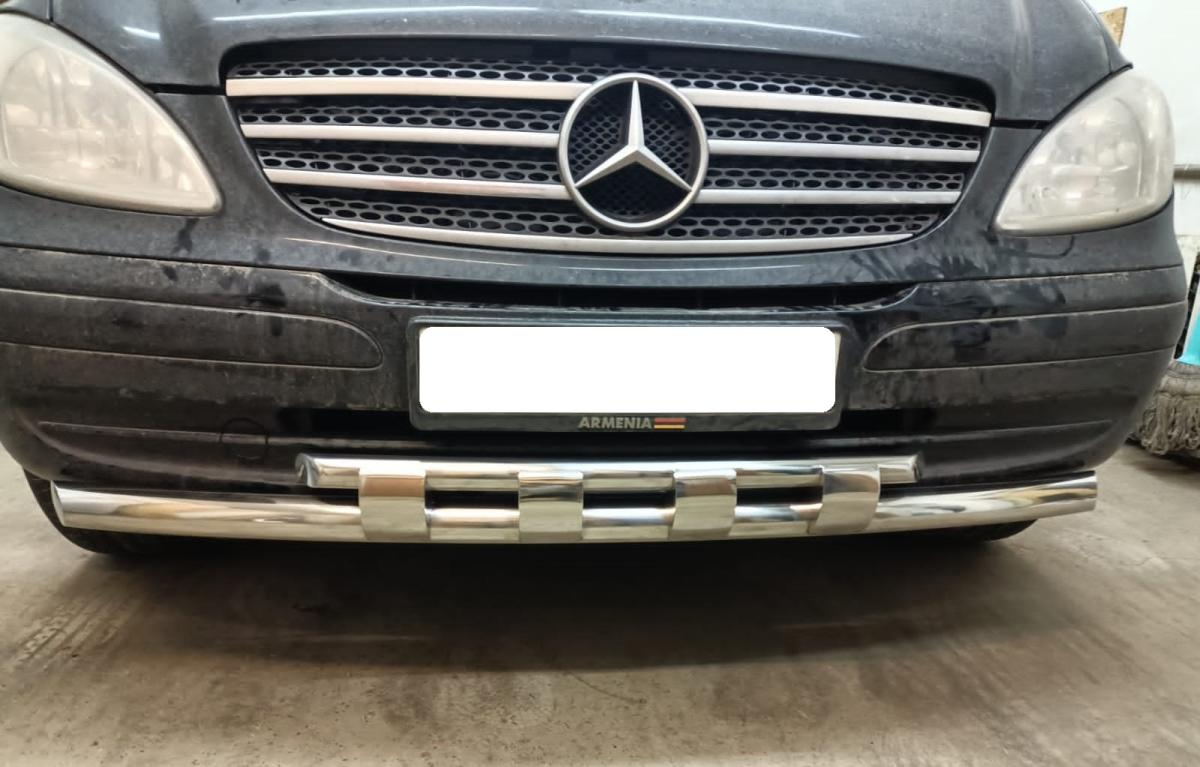 Защита переднего бампера двойная с перемычками для автомобиля Mercedes-Benz VITO арт. MBV.2005.75