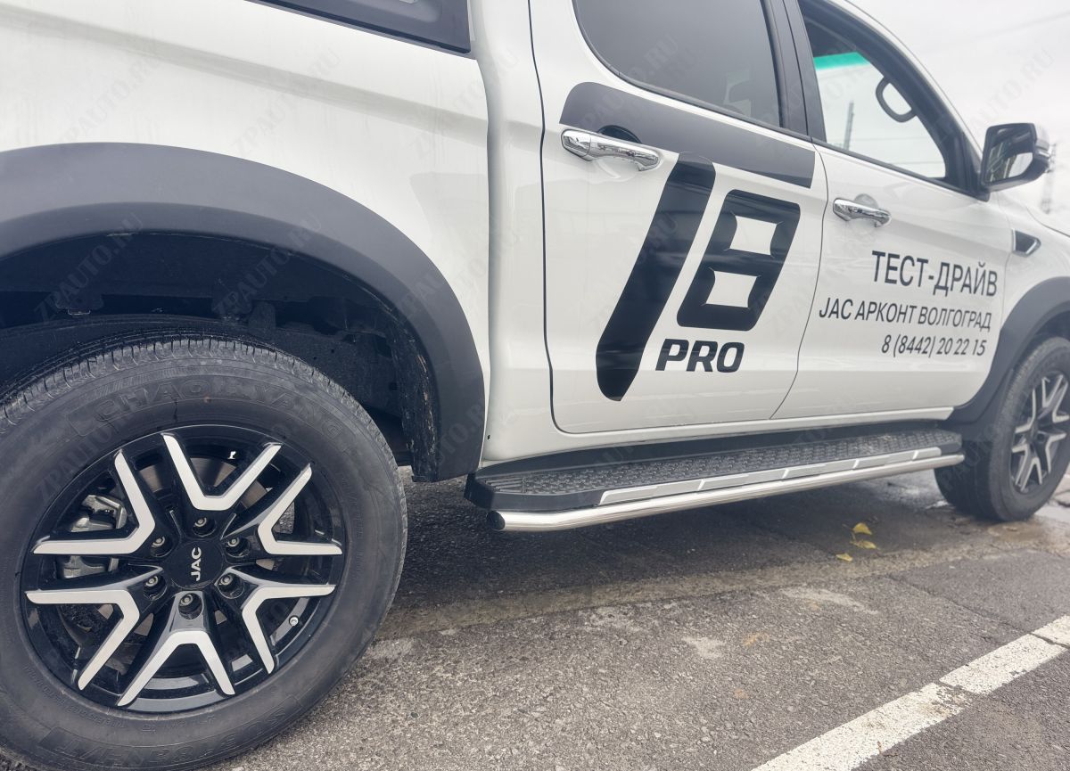 Защита штатного порога труба для автомобиля JAC  T8 Pro 2020 арт. JAC.T8P.20.32