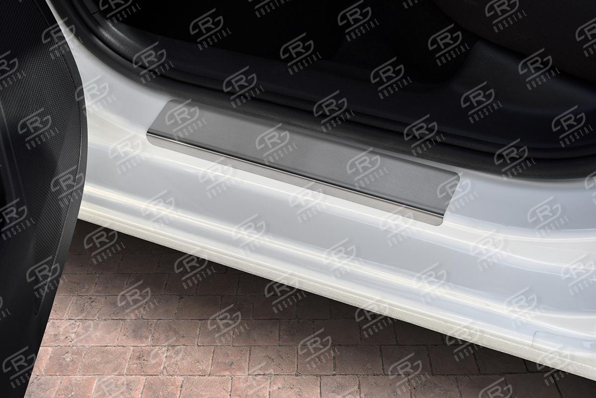 SKODA RAPID 2020- Накладки на пороги RUSSTAL (нерж., шлиф) SKRAP20-02