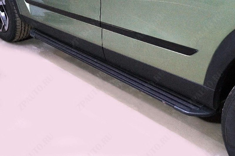 Пороги алюминиевые "Slim Line Black" 1720 мм Jaecoo J7 1.6T 2WD 2023 арт. JAECOOJ723-03B