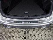 Накладка на задний бампер (лист шлифованный надпись Tiguan) для автомобиля Volkswagen Tiguan 2017-