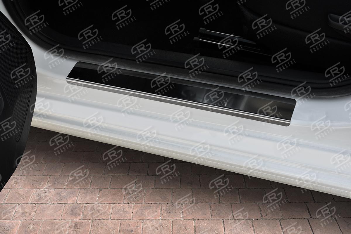 SKODA RAPID 2020-  Накладки на пороги RUSSTAL (нерж., зеркало) SKRAP20-01