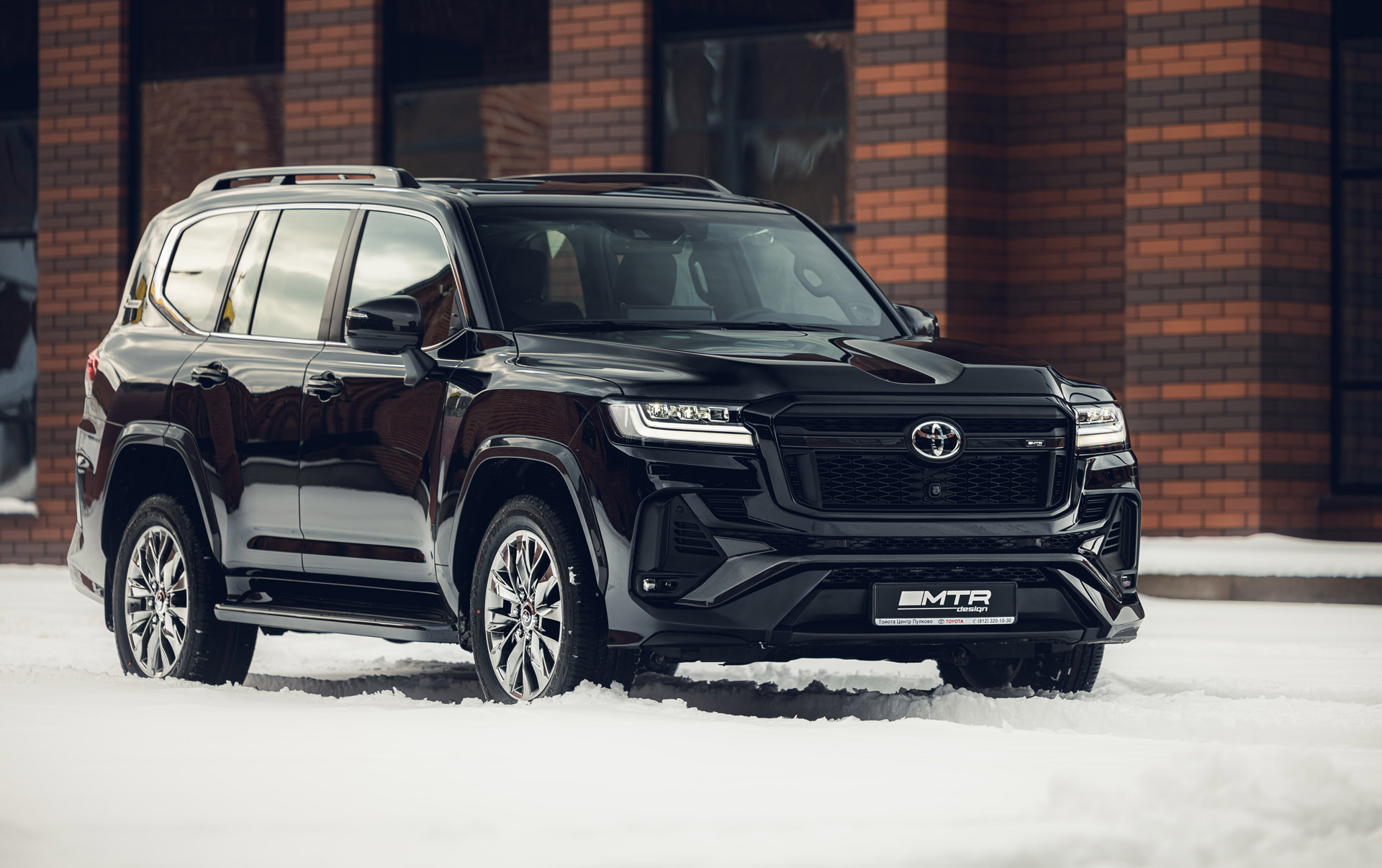 Бампер передний в сборе для Toyota LC 300 70th Anniversary 2021-, MTR, арт. MTR-J300-21002