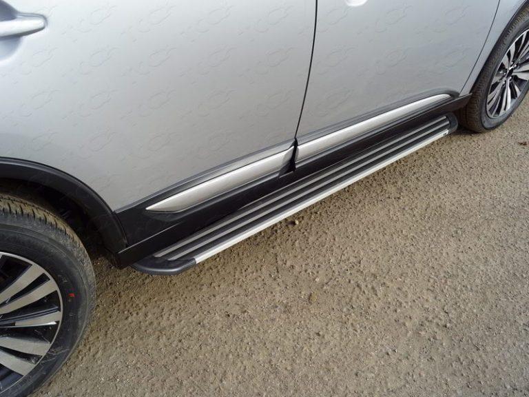 Пороги алюминиевые "Slim Line Silver" 1720 мм для автомобиля Mazda CX-5 2015-2016, TCC Тюнинг MAZCX515-41S