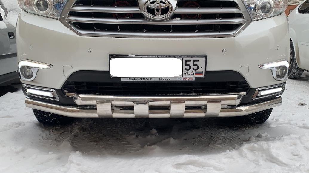Защита переднего бампера с перемычками для автомобиля Toyota Highlander 2010 арт. THL.10.75, Россия