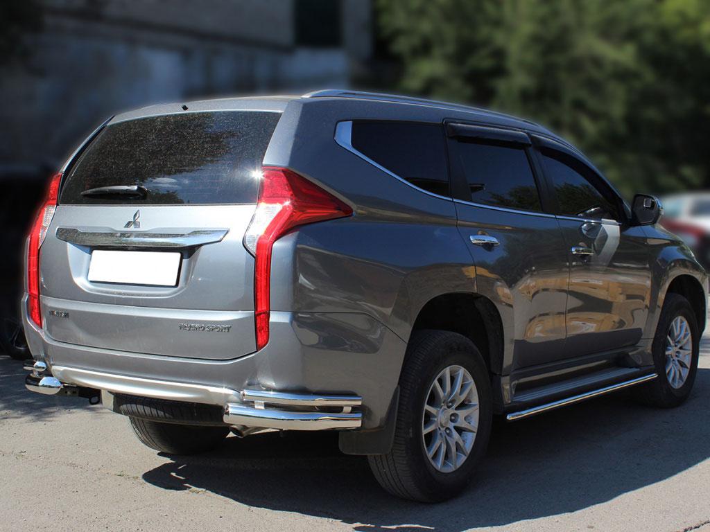Защита заднего бампера уголки двойные d76+43 на Mitsubishi Pajero Sport 2016, Технотек MPS16_3