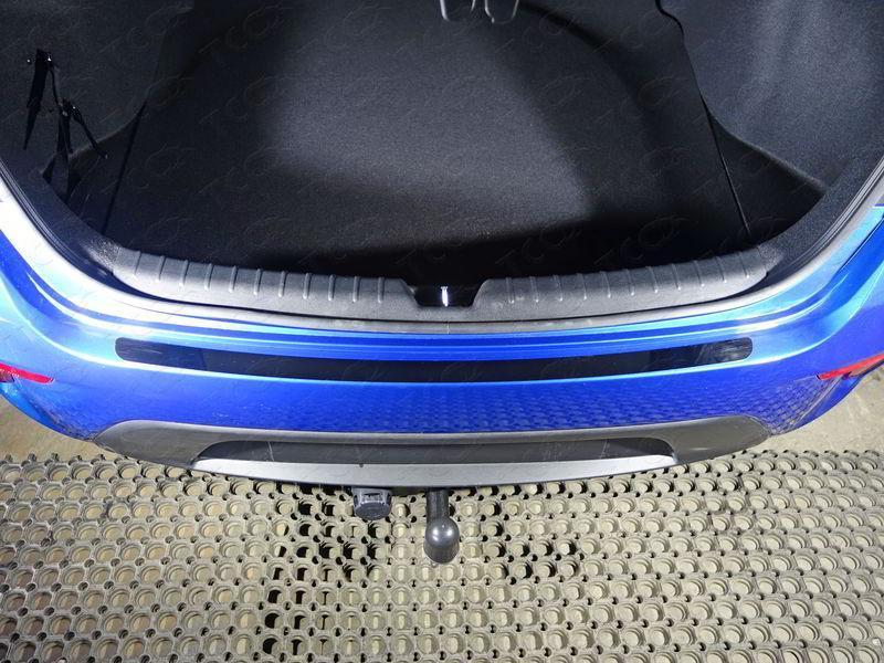 Накладка на задний бампер (лист зеркальный) для автомобиля Kia Rio III 2017-