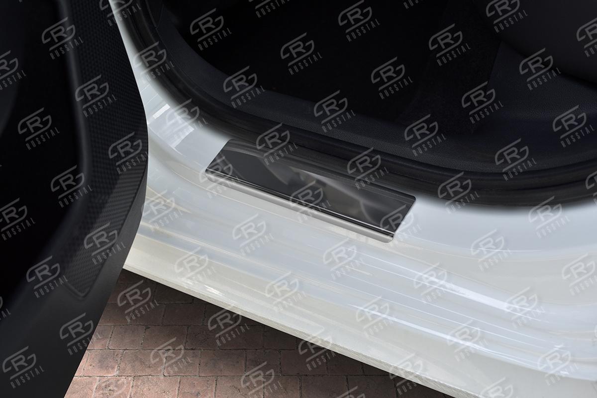 SKODA OCTAVIA 2020-  Накладки на пороги RUSSTAL (нерж., зеркало) SKOCT20-01