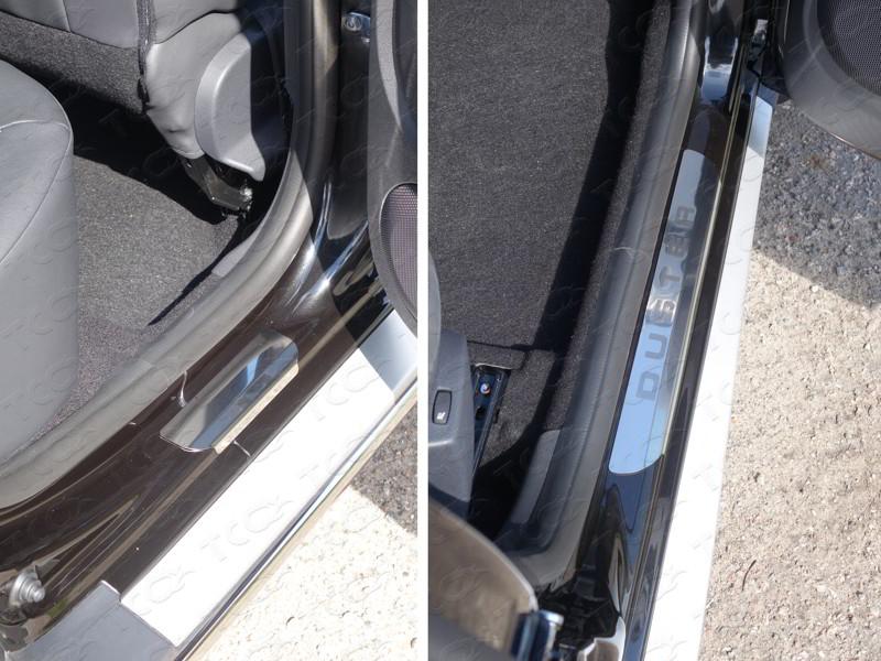 Накладки на пороги (лист зеркальный надпись Duster ) для автомобиля Renault Duster 2015-