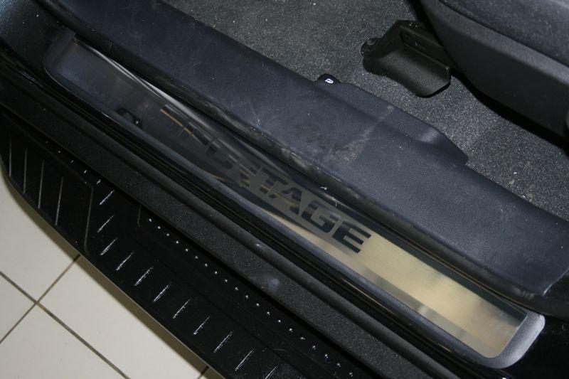 Накладки на внутренние пороги с логотипом на пластик для Kia Soul 2008, Союз-96 KSOU.31.3041