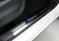 Накладки на пластиковые пороги (лист зеркальный надпись Tiggo) 4шт для автомобиля Chery Tiggo 7 PRO 2020 арт. CHERTIG7P20-14
