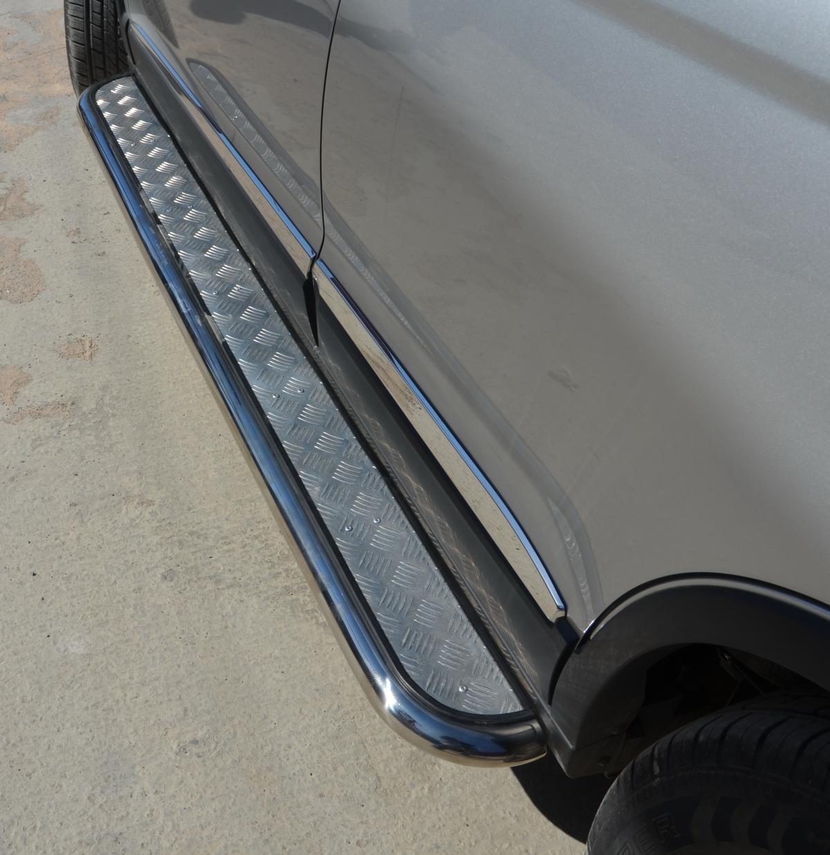 Пороги с накладным листом для автомобиля HAVAL H6 2017 арт. GWH6.17.41-2