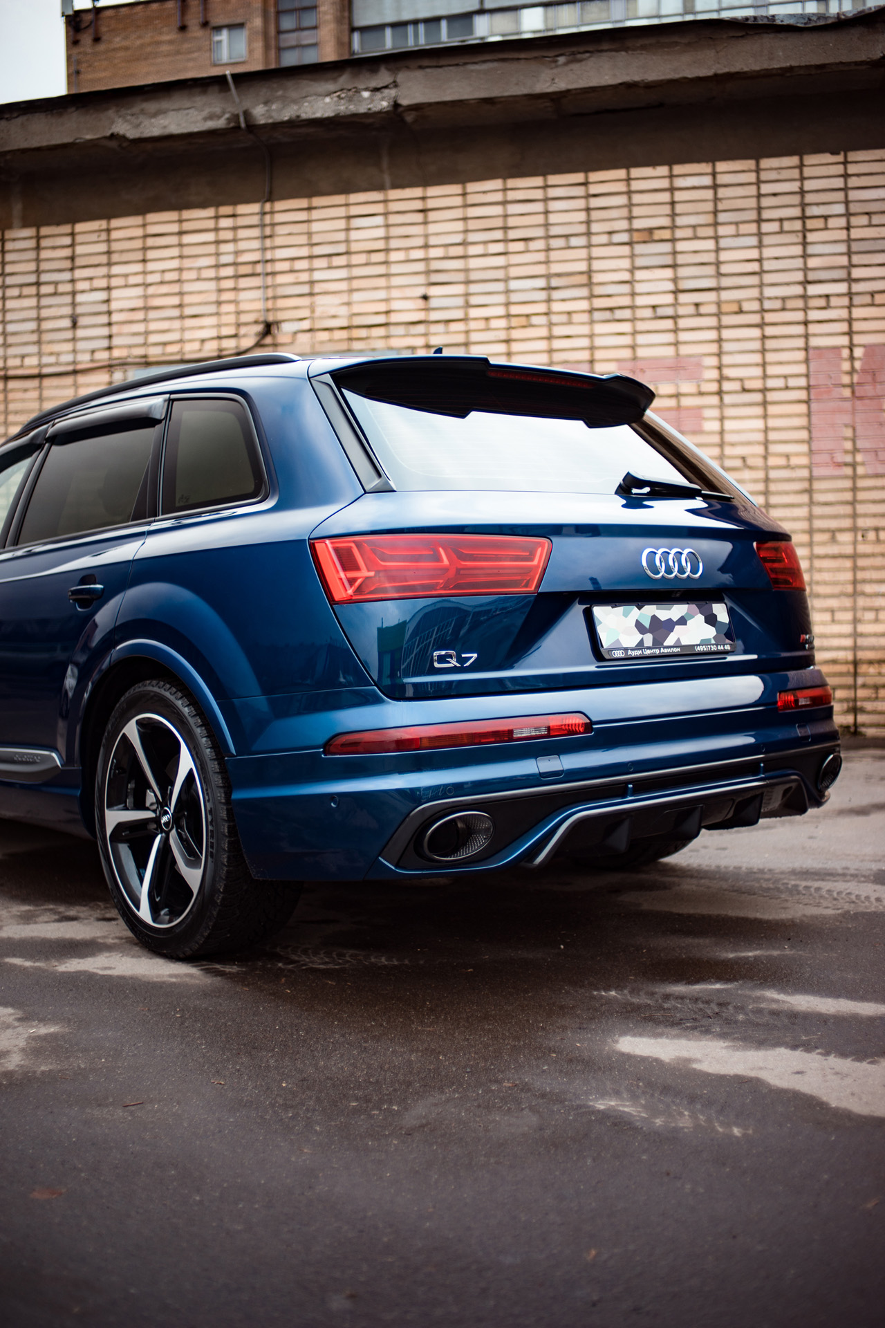Облицовка заднего бампера в сборе для Audi Q7 S-line (без насадок) 2015-2020, MTR, арт. MTR-4M-150113