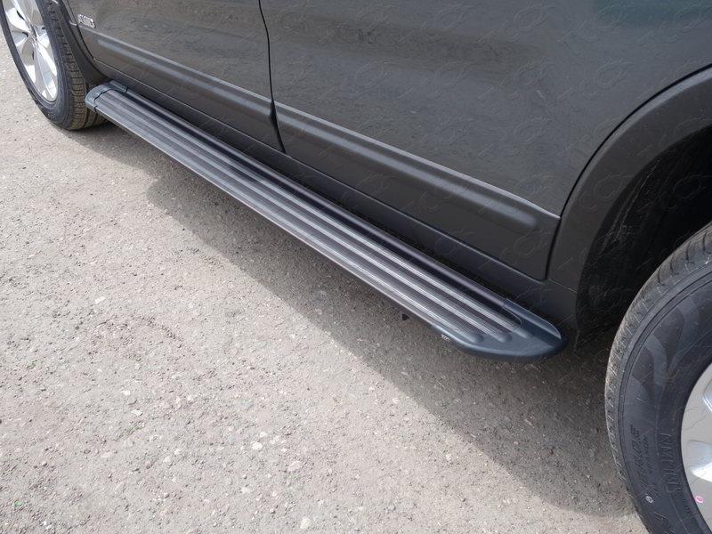 Пороги алюминиевые "Slim Line Black" 1720 мм для автомобиля Kia Sorento 2012-, TCC Тюнинг KIASOR12-20B