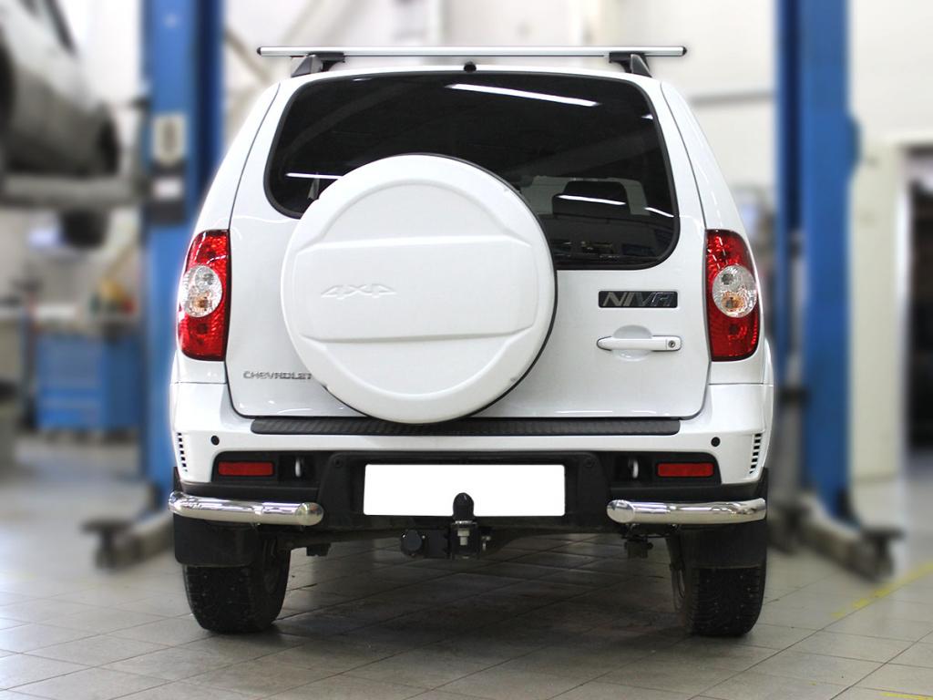 Защита заднего бампера "уголки" d-60 для автомобиля Chevrolet Niva 2009-наст.вр., Технотек, арт. NSVN_3