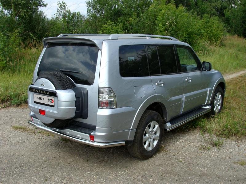 Защита задняя (центральная) 60,3 мм для автомобиля Mitsubishi Pajero IV 2006-2011, TCC Тюнинг MITPAJ413-08