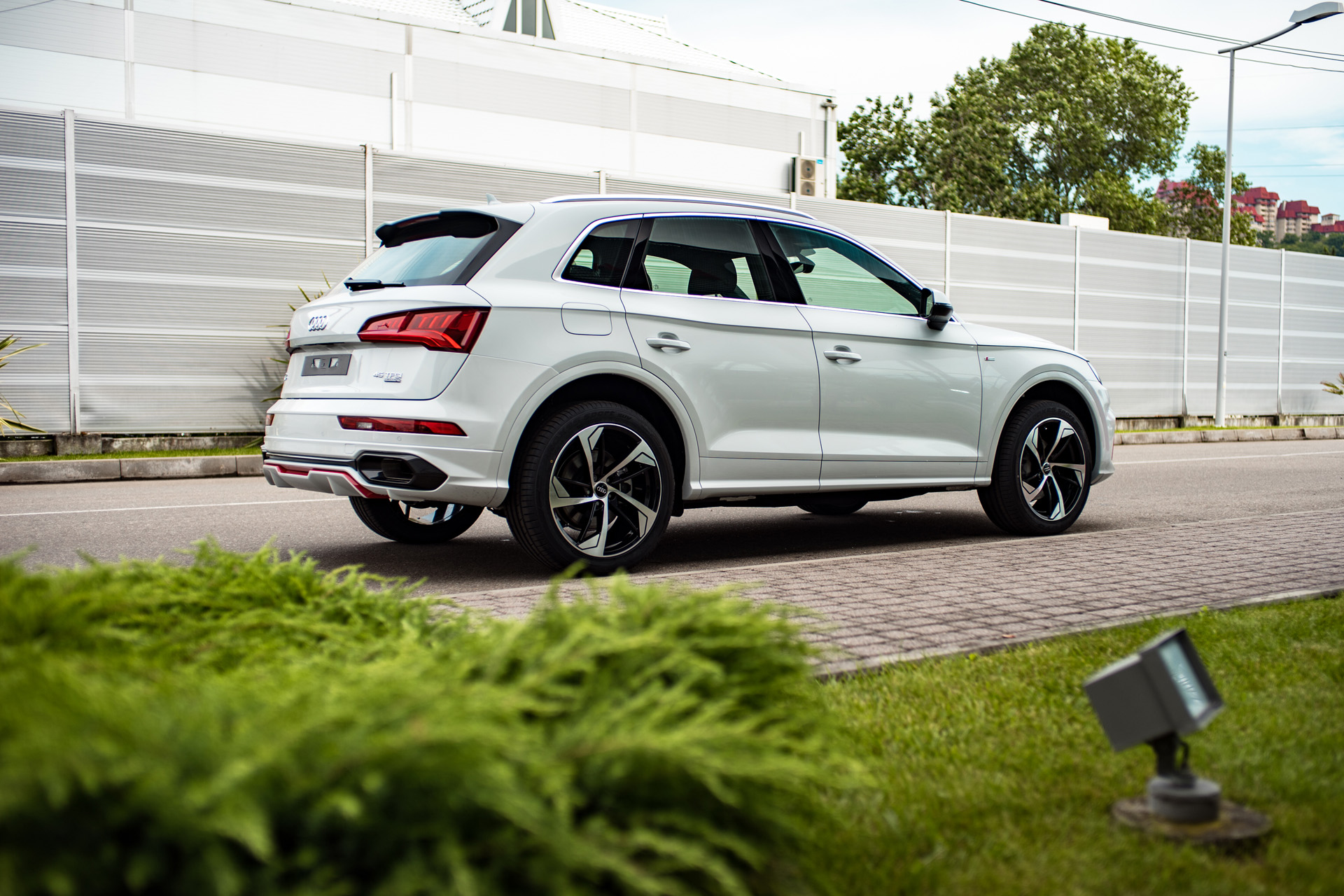 Облицовка переднего бампера в сборе для Audi Q5 S-line 2017-2020, MTR, арт. MTR-FY-180242