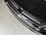 Накладка на задний бампер узкая (лист шлифованный надпись Li) Lixiang L9 2025 арт. LIXL925-03