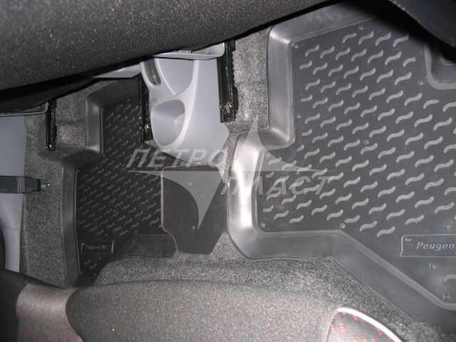 Ковры в салон для автомобиля Peugeot 107 2005- (Пежо 107), Петропласт PPL-10735111