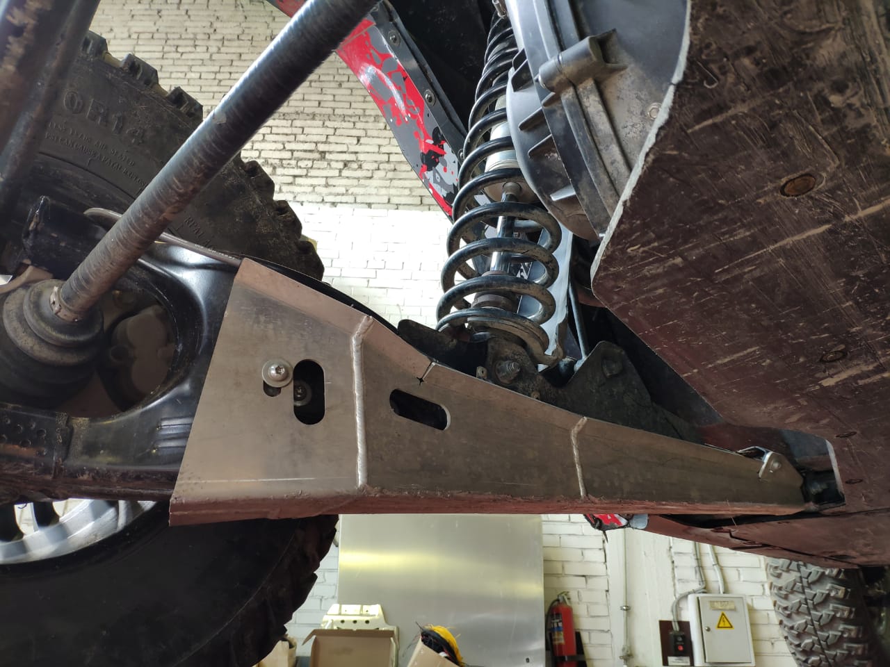 Защита задних рычагов для CAN-AM Maverick X3 2017-, алюминий 4 мм, STORM, арт. 4090