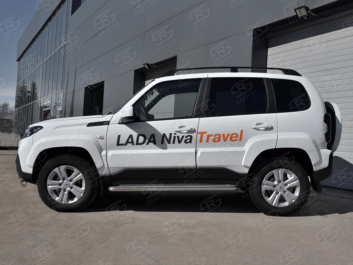 LADA NIVA TRAVEL 2021- Пороги труба d42 с листом (Лист нерж, проф. нерж) (вариант 3) LNTL-0035623