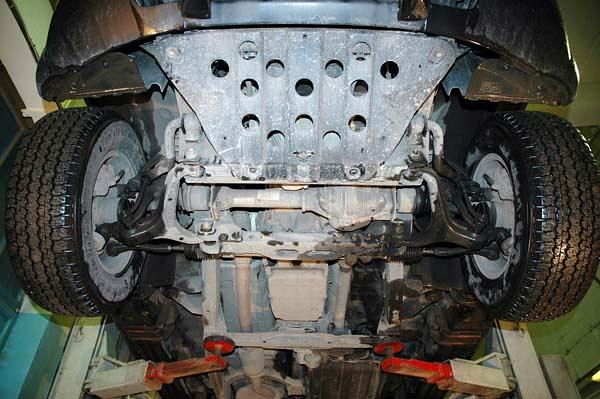 Стальная защита картера и КПП на SsangYong Rexton автомат. КПП, сталь 2,5 мм, Sheriff (Шериф) 29.1058