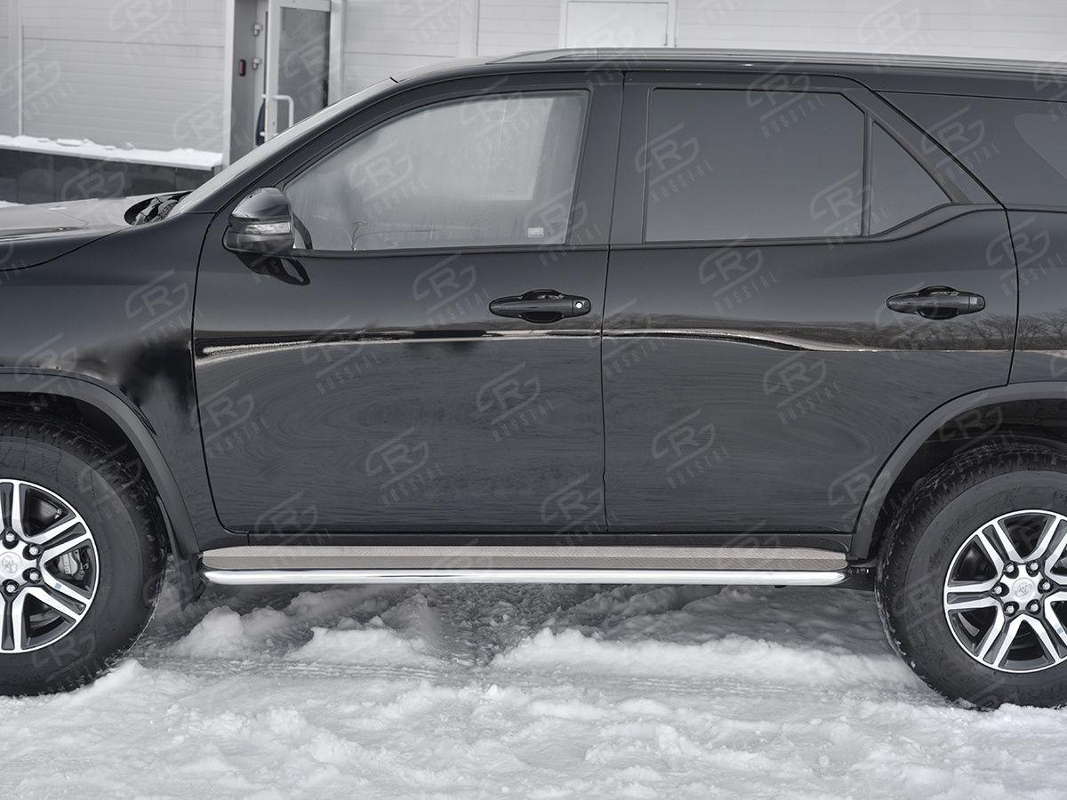 Пороги труба d42 с листом вариант 3 на Toyota Fortuner 2017, Slitkoff TFL-0028823