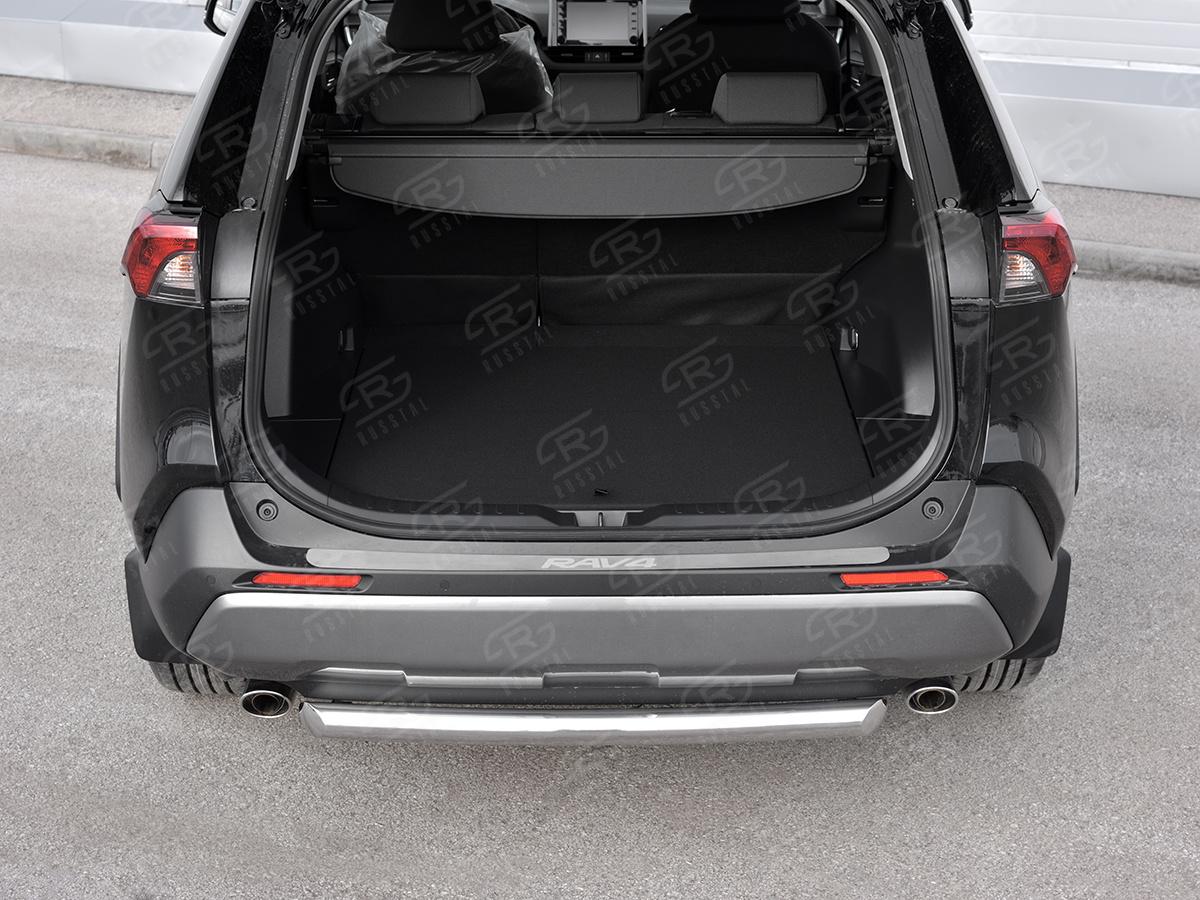 TOYOTA RAV4 2019- Накладка на задний бампер RUSSTAL (нерж., шлиф.,надпись) TR4N-003372, Slitkoff