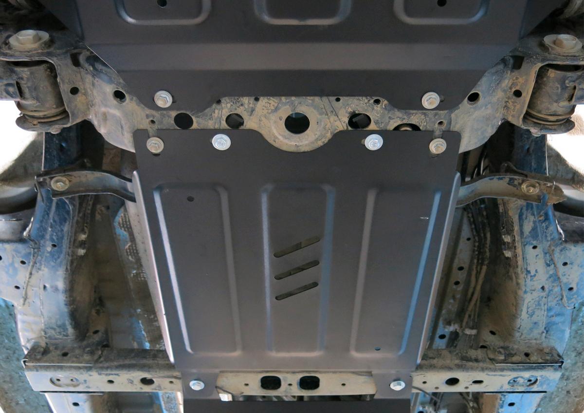 Защита КПП АвтоБроня для Toyota Hilux VIII рестайлинг (V - 2.8D) 4WD 2018-2020 2020-н.в., штампованная, сталь 1.8 мм, с крепежом, 111.09503.1
