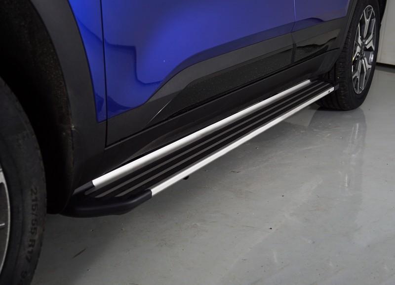 Пороги алюминиевые ''Slim line Silver'' 1780 мм для автомобиля Kia Seltos 2020- TCC Тюнинг арт. KIASELT20-21S