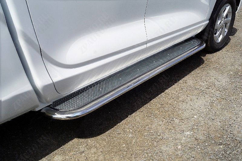 Пороги с площадкой (нерж. лист) 75х42 мм Changan Hunter Plus 2.0 4WD 2023 арт. CHANHUNPL23-22