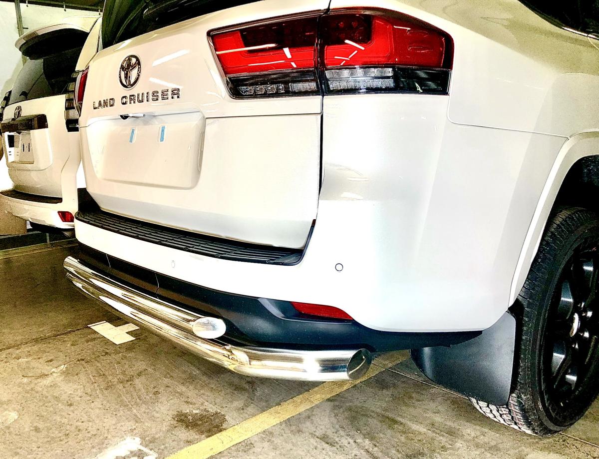 Защита заднего бампера двойная для автомобиля TOYOTA Land Cruiser 300 2021 (Юбилейная) арт. TLCU300.21.16