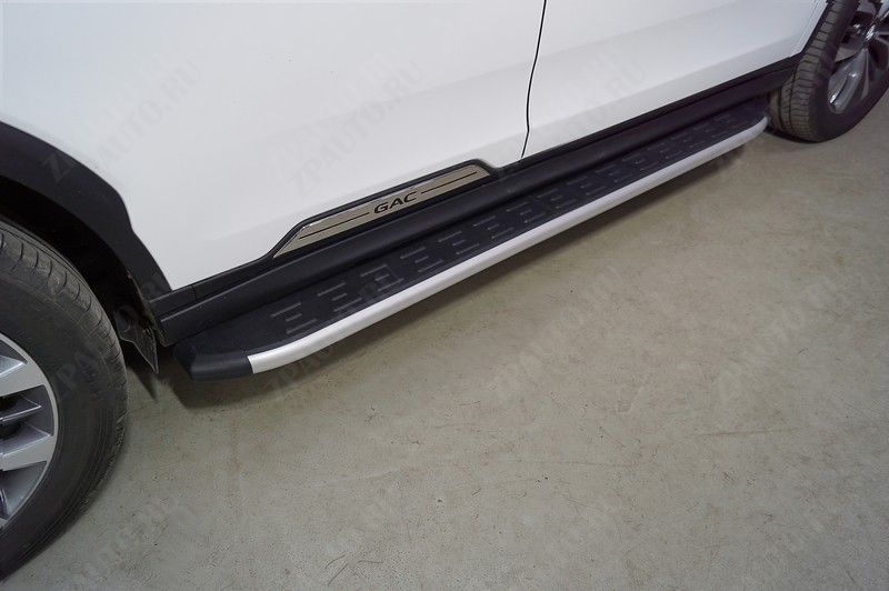 Пороги алюминиевые с пластиковой накладкой 1920 мм Gac GS8 GX Traveller 2.0T 4WD 2025 арт. GACGS825-02AL