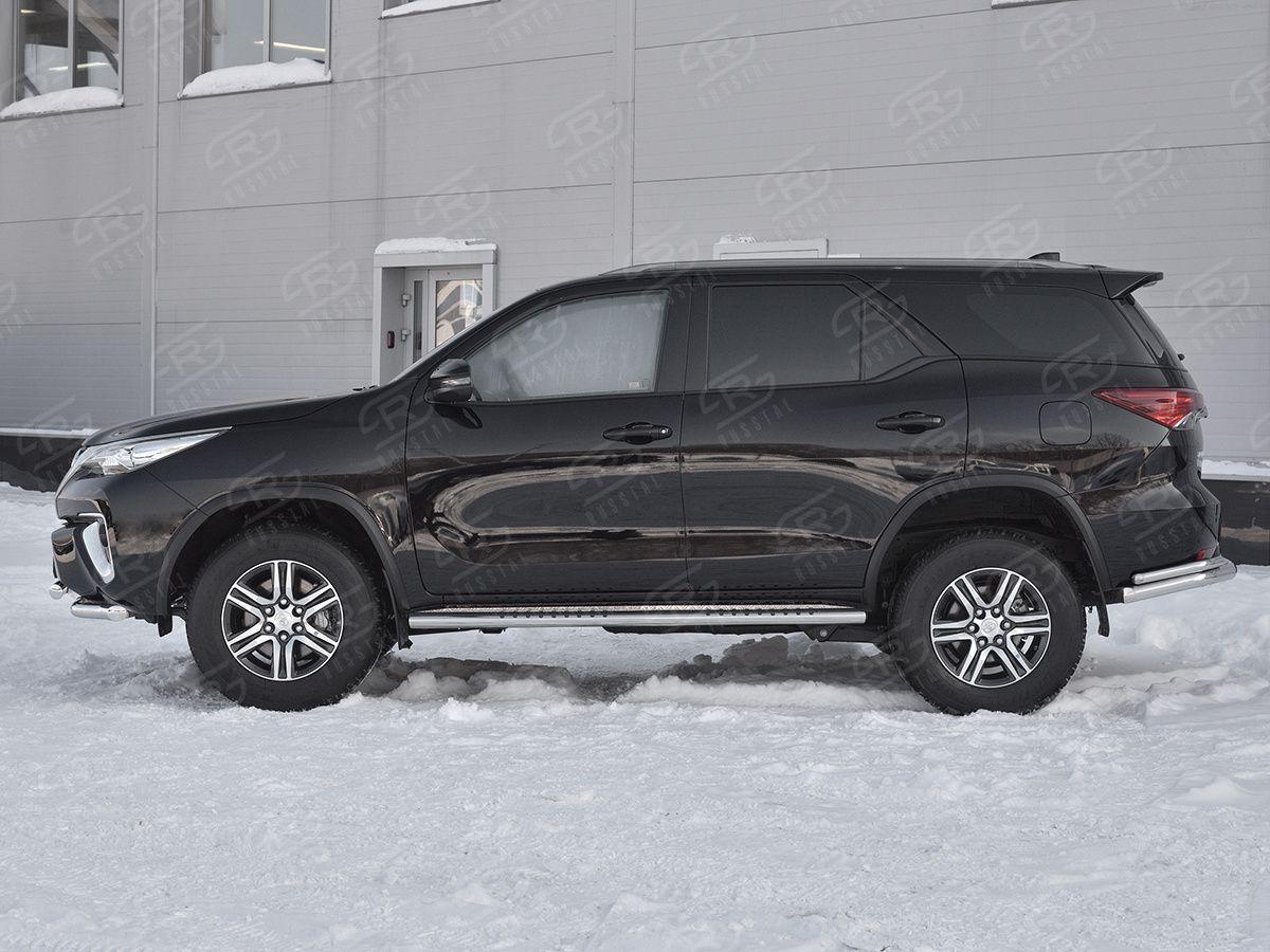 Пороги труба 120х60 овал с проступью на Toyota Fortuner 2017, Slitkoff TFO-002884