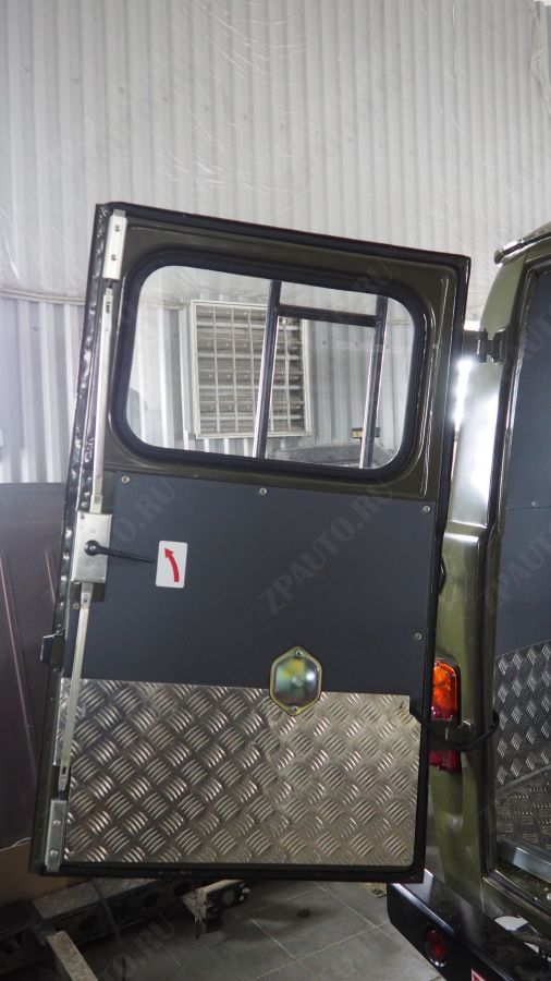 ABC.UAZ.BP.0004 ОБШИВКА САЛОНА УАЗ 3741 "БУХАНКА" , РИФЛ. АЛЮМ. 2ММ. АВС-ДИЗАЙН