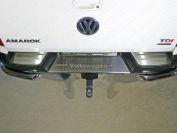 Накладки на задний бампер (лист шлифованный надпись Volkswagen) для автомобиля Volkswagen Amarok 2016-