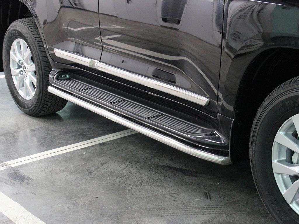 Пороги (обвод штатного порога) d53 на Toyota LC 200 2016 Executive), Технотек LCN2016_7EX