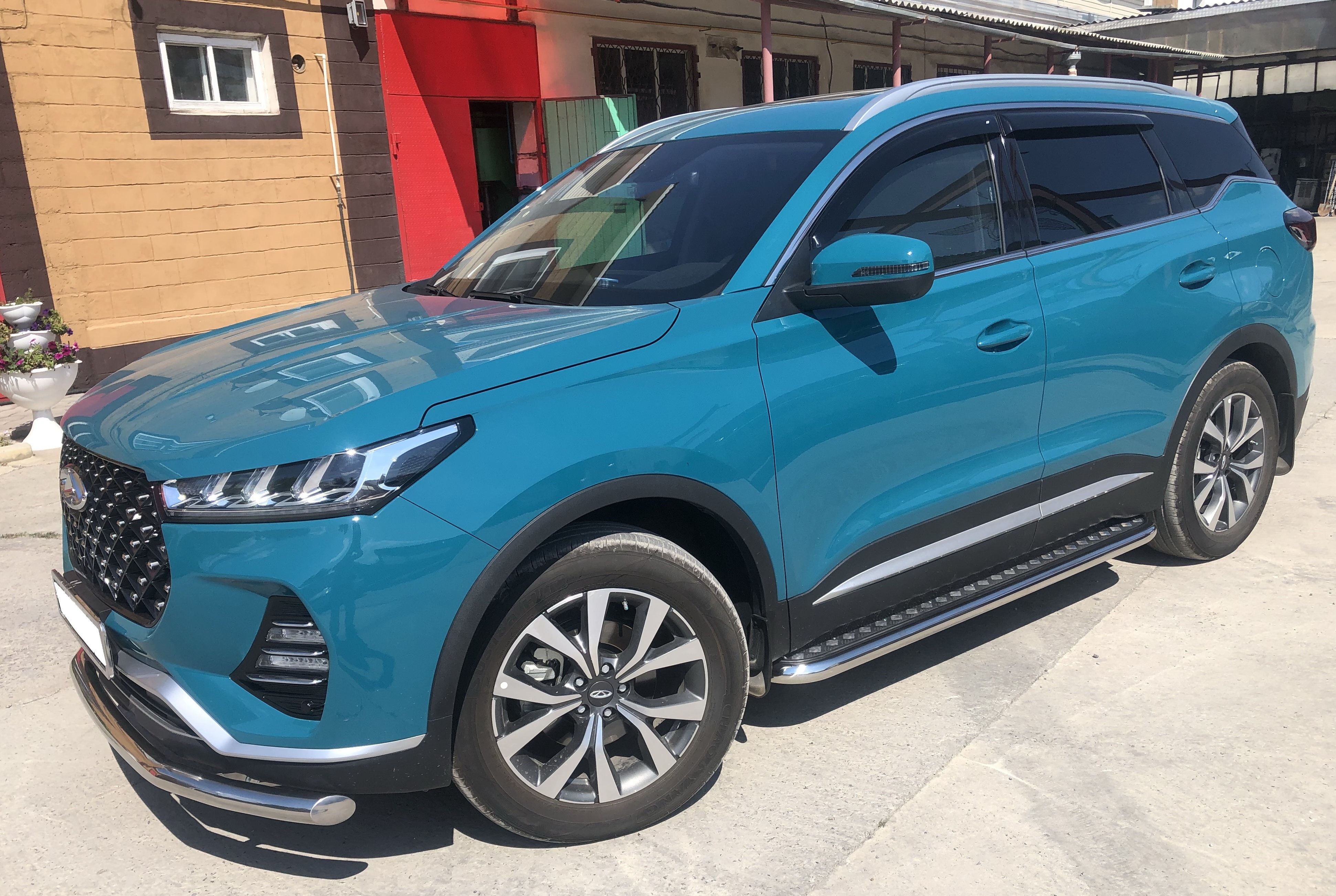 Пороги с накладным листом для автомобиля CHERY Tiggo 7 Pro 2021 арт. CTGP.7.21.41