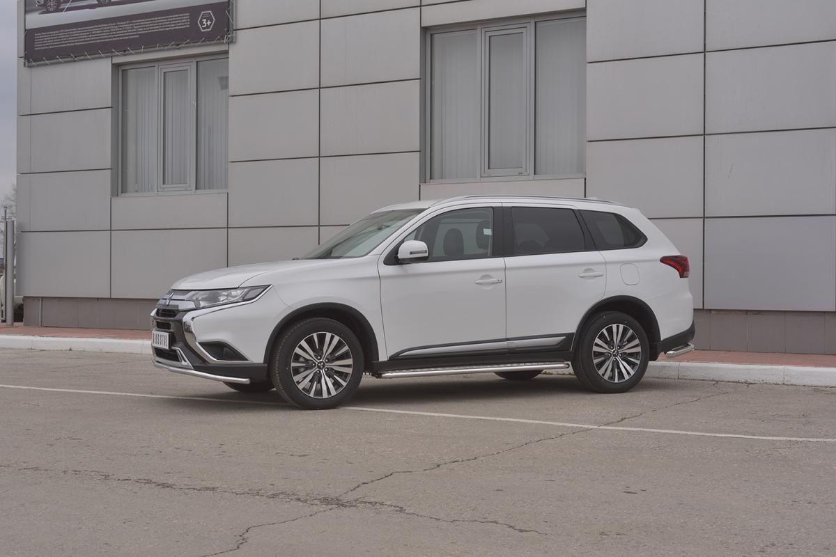 Пороги труба  d42 с листом (Лист алюм,проф. нерж) (вариант 1) MOL-0032071 для автомобиля MITSUBISHI Outlander 2018-, Slitkoff