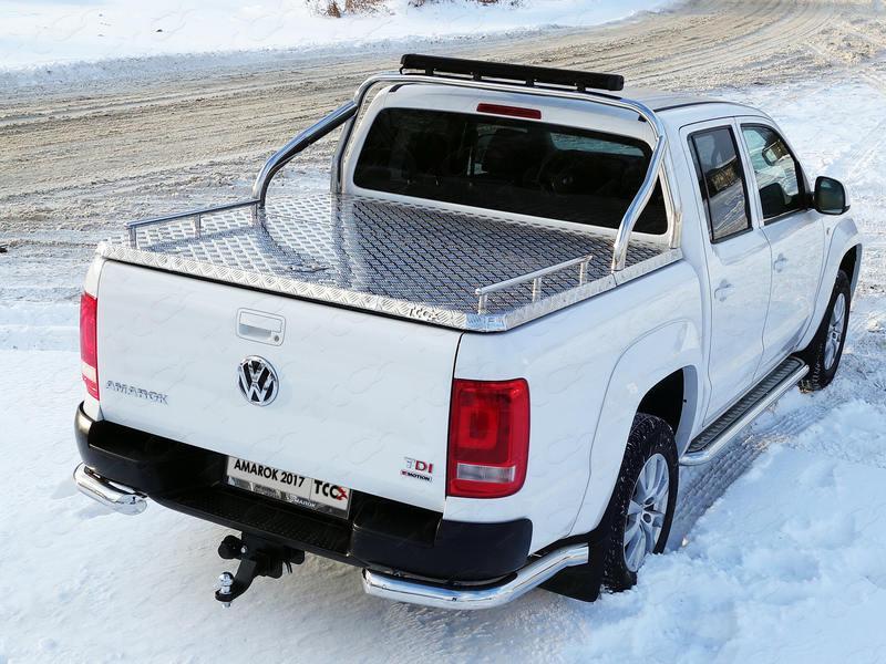 Защита кузова со светодиодной фарой 75х42 мм (на крышку) для автомобиля Volkswagen Amarok 2016-, TCC Тюнинг VWAMAR17-19