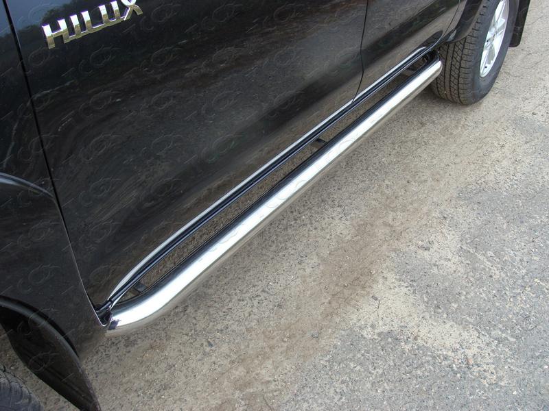 Пороги труба 76,1мм для автомобиля Toyota Hilux 2011-2015, TCC Тюнинг TOYHILUX12-06