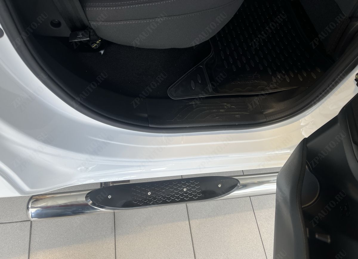 Пороги труба с проступью для автомобиля Great Wall Poer KingKong 2023 арт. GWPKK.23.93