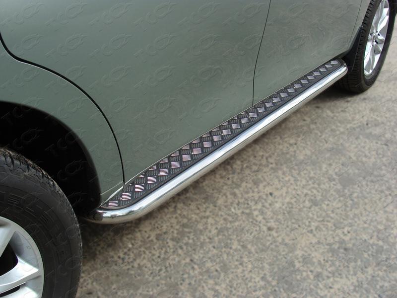 Пороги с площадкой 60,3 мм для автомобиля Nissan Patrol 2010-2014, TCC Тюнинг NISPATR10-07