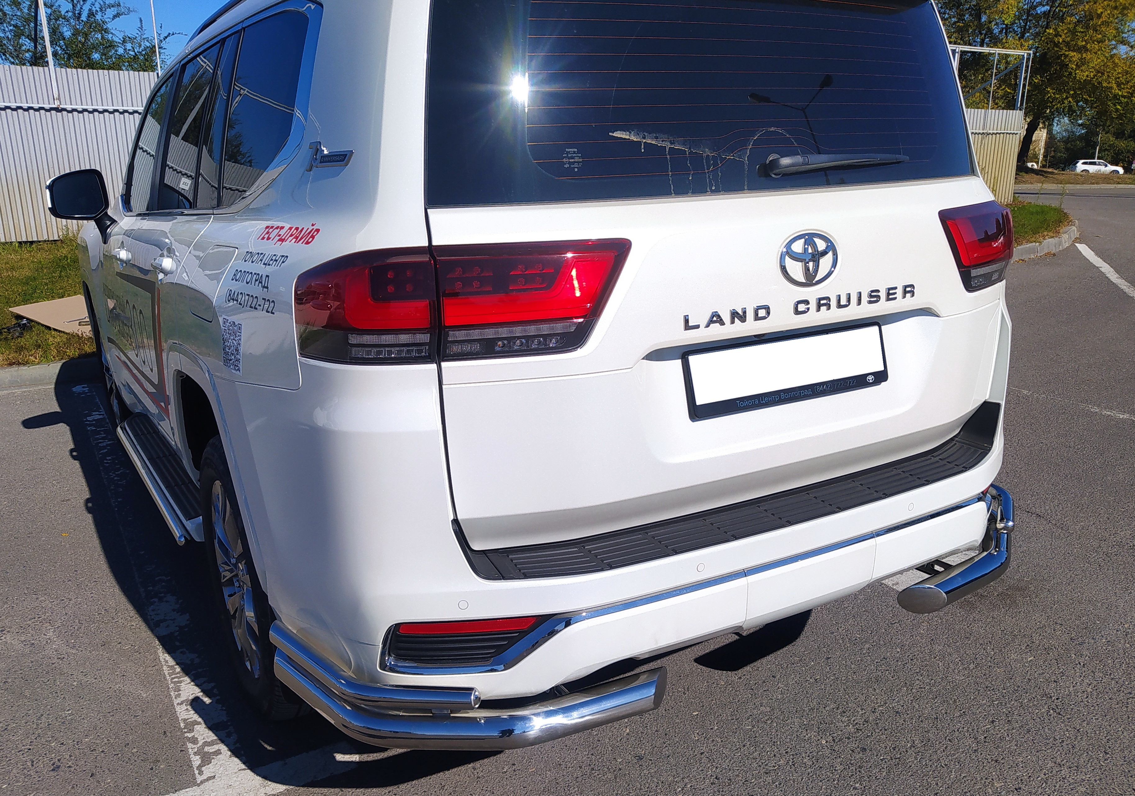 Защита заднего бампера угловая двойная для автомобиля TOYOTA Land Cruiser 300 2021 (Юбилейная) арт. TLCU300.21.20