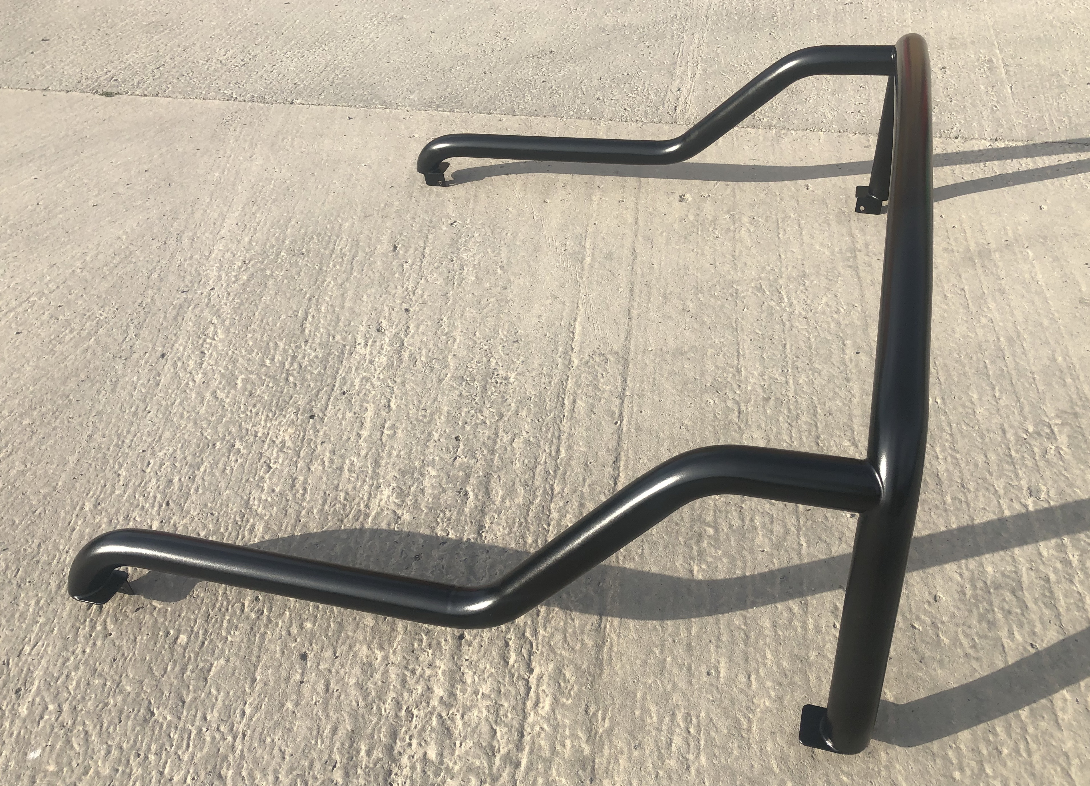 Защитная дуга с покрытием "раптор" для автомобиля TOYOTA Hilux 2021 арт. THLX.21.90-10