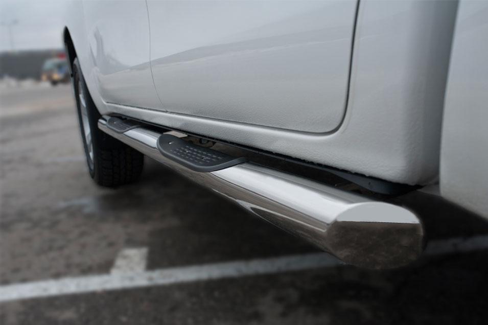 Пороги труба d76 с накладками вариант 1 для Toyota Hilux 2015, Slitkoff THT-0021511