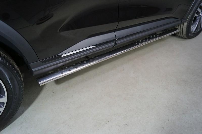 Пороги овальные с проступью 75х42 мм для автомобиля HAVAL F7X (2.0L 4WD) 2022-,TCC Тюнинг ,арт. HAVF7X22-16